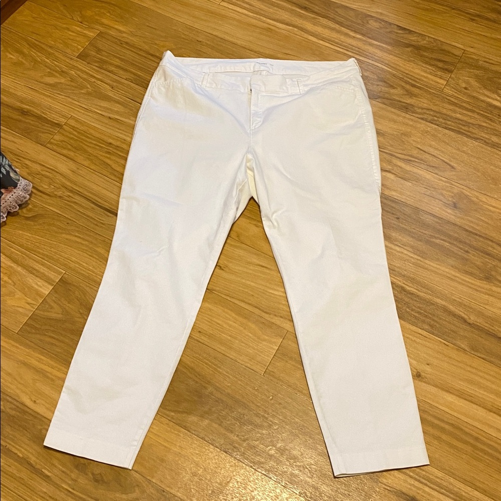 Old Navy white pixie pants